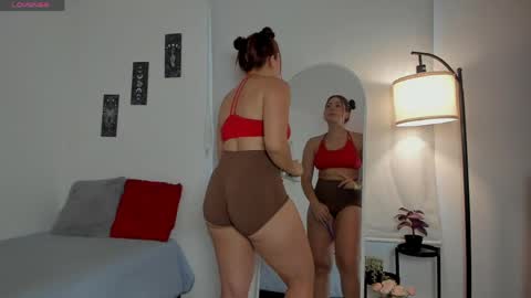 sara_sweett9 online show from 04-28-26, 10:15