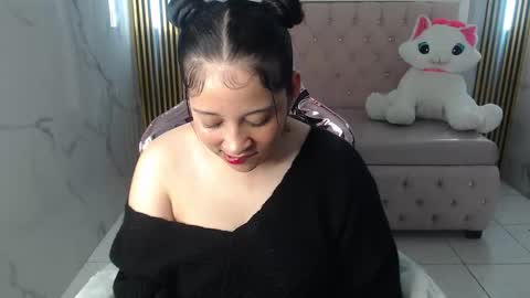 Sara T. online show from 03-12-26, 03:23