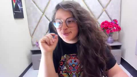 Snapshot of sara_thonson_ chatting on 05-05-26, 03:36 sara_thonson_ online show from 05-05-26, 03:36