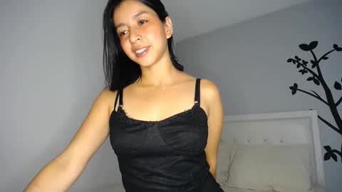 Sara online show from 12-04-25, 02:10