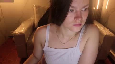 sara_valderrama_ online show from 12-18-25, 12:55