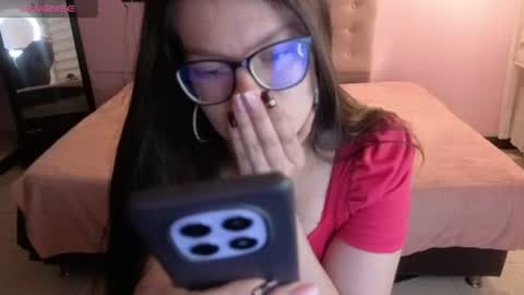 sara_valderrama_ online show from 07-28-26, 04:39