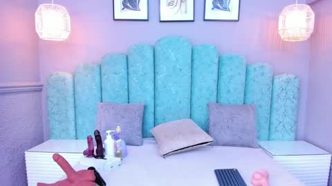 Sara online show from 01-28-25, 06:07