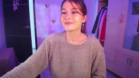 Snapshot of sara_wish_ chatting on 12-05-24, 11:38 Bri online show from 12-05-24, 11:38