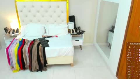 Snapshot of saraa_cute1 chatting on 03-04-25, 03:44 Saraa Gomez online show from 03-04-25, 03:44