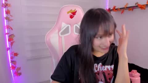 Sarah Ramirez online show from 11-07-25, 03:50