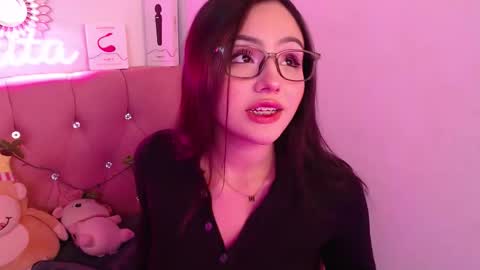          online show from 10-28-25, 02:42