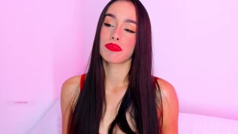 Snapshot of saraarchbould chatting on 02-16-25, 02:53 Sara online show from 02-16-25, 02:53