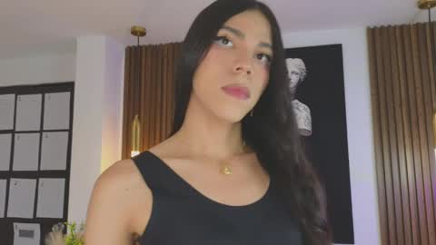 Snapshot of saracutie_ chatting on 04-28-26, 07:41 Sara online show from 04-28-26, 07:41