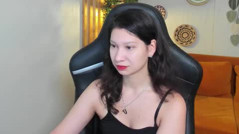 SaraDenars online show from 11-10-25, 05:06