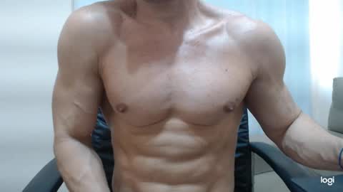 saradorj92 online show from 12-01-24, 08:09