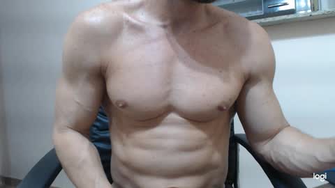 saradorj92 online show from 12-15-24, 06:18