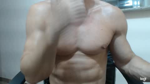 saradorj92 online show from 01-28-25, 07:11