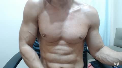 saradorj92 online show from 02-08-25, 10:08