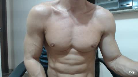 saradorj92 online show from 02-14-25, 11:31