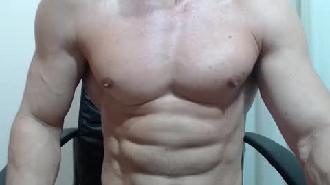 saradorj92 online show from 02-20-26, 06:37