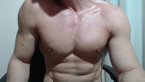 saradorj92 online show from 02-28-26, 04:57