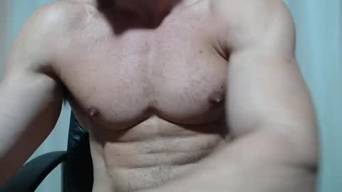 saradorj92 online show from 04-25-26, 06:38