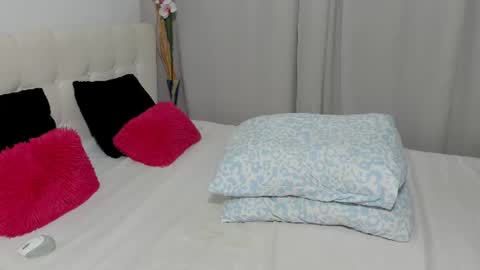 Snapshot of saradusk chatting on 07-09-26, 03:10 Sara online show from 07-09-26, 03:10