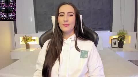  Sara Gomez  online show from 12-21-25, 12:34