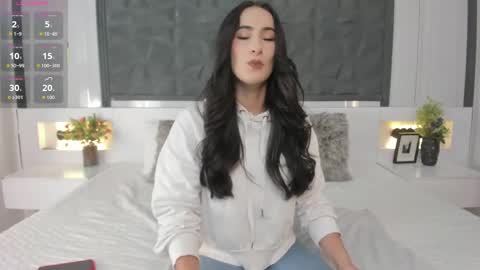  Sara Gomez  online show from 04-26-26, 12:25