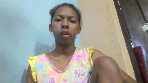 sarah146341 online show from 04-23-26, 10:58