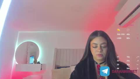 Snapshot of sarah_bonneth chatting on 11-14-25, 11:42 Sarah Bonneth online show from 11-14-25, 11:42