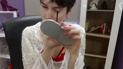 Sarah online show from 03-26-26, 07:47