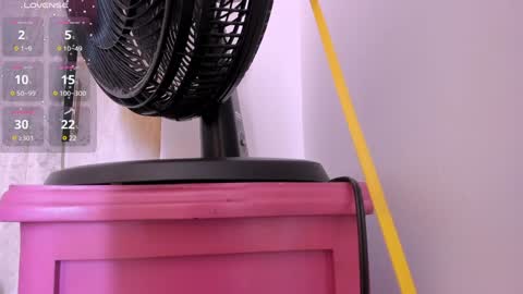 Call me MY LOVE online show from 12-17-24, 11:27