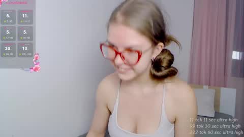 Sarah online show from 04-15-26, 05:42