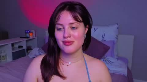 Sarah online show from 05-27-26, 01:57