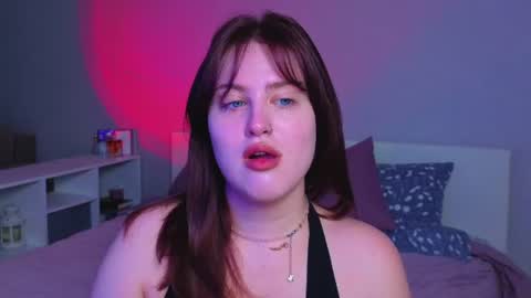 Snapshot of sarah_soul chatting on 06-16-26, 11:07 Sarah online show from 06-16-26, 11:07