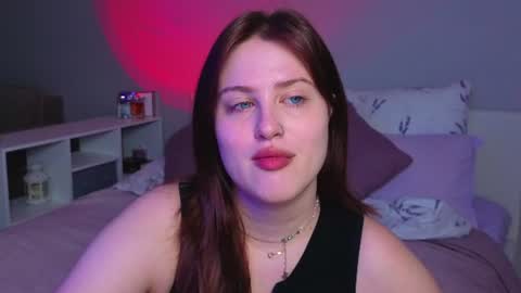 Snapshot of sarah_soul chatting on 07-06-26, 10:34 Sarah online show from 07-06-26, 10:34