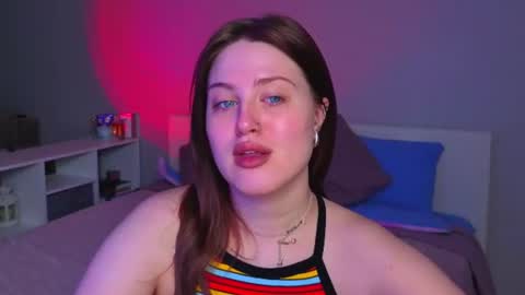 Snapshot of sarah_soul chatting on 07-20-26, 10:45 Sarah online show from 07-20-26, 10:45