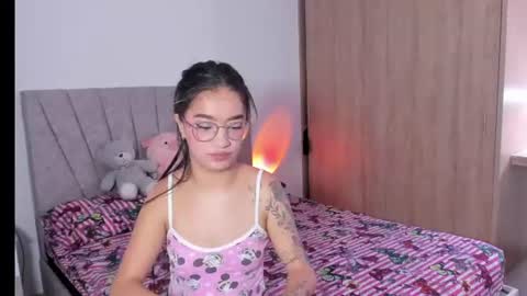 Sarah online show from 07-27-26, 04:14