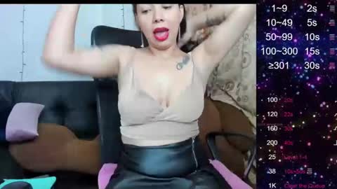 Snapshot of sarah_sweett chatting on 02-02-25, 01:08 Sarah online show from 02-02-25, 01:08