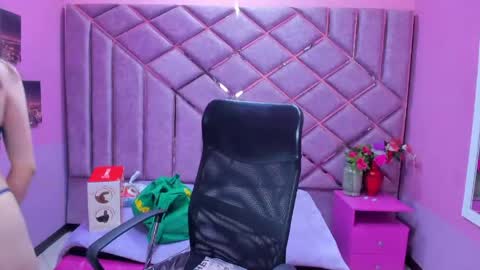 Sarah online show from 04-09-26, 02:55