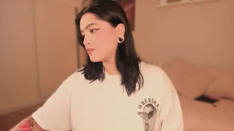   online show from 10-24-25, 06:10