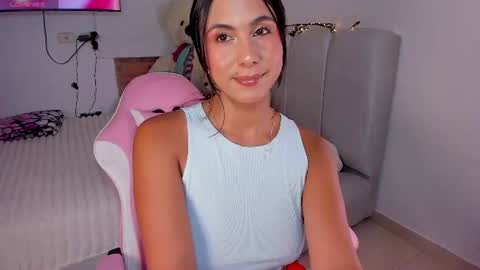 sarahcute14 online show from 07-06-26, 01:02
