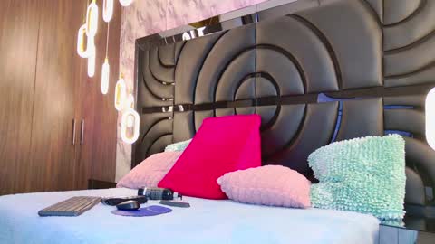 Sarah online show from 01-30-25, 11:33