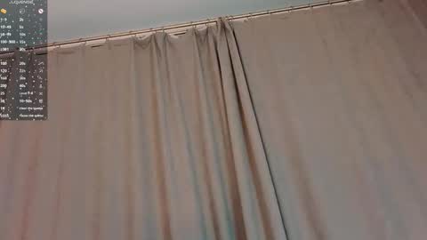 Snapshot of sarahhunny chatting on 10-13-25, 08:09 Sarah  online show from 10-13-25, 08:09