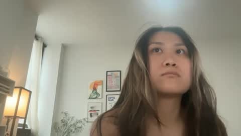 sarahli138974 online show from 06-10-26, 09:46