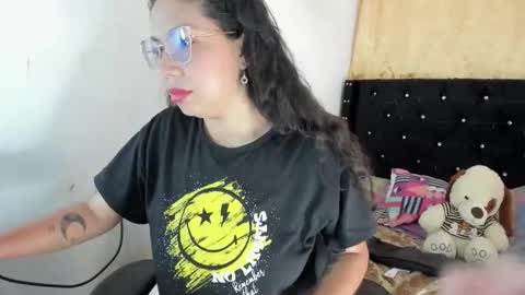 Sarah online show from 10-12-25, 04:50