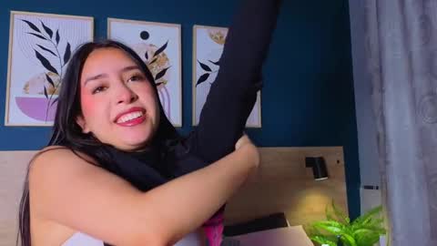 Sarah online show from 11-14-25, 07:45