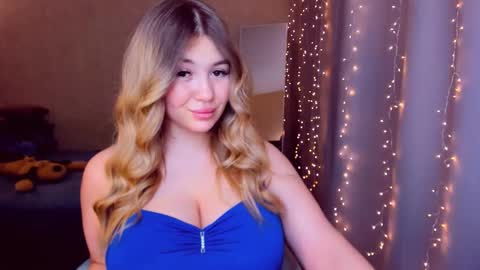 Sarah online show from 03-04-25, 04:20