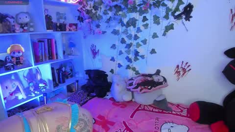 Sarah NEW ACCOUNT online show from 11-11-25, 05:57