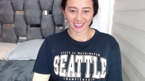 Snapshot of sarahott_1 chatting on 12-16-24, 08:16 Lia online show from 12-16-24, 08:16