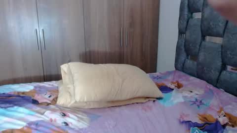 Snapshot of sarahott_1 chatting on 01-23-25, 08:02 Lia online show from 01-23-25, 08:02