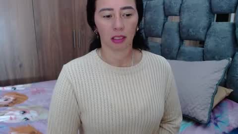 Snapshot of sarahott_1 chatting on 01-27-25, 01:09 Lia online show from 01-27-25, 01:09