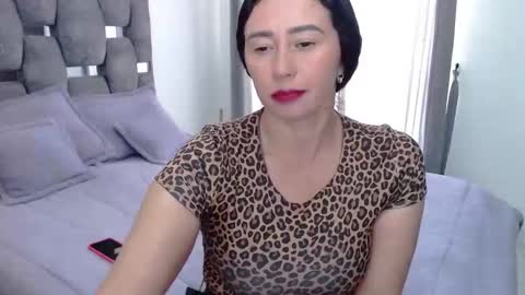 Snapshot of sarahott_1 chatting on 09-08-25, 03:44 Lia online show from 09-08-25, 03:44